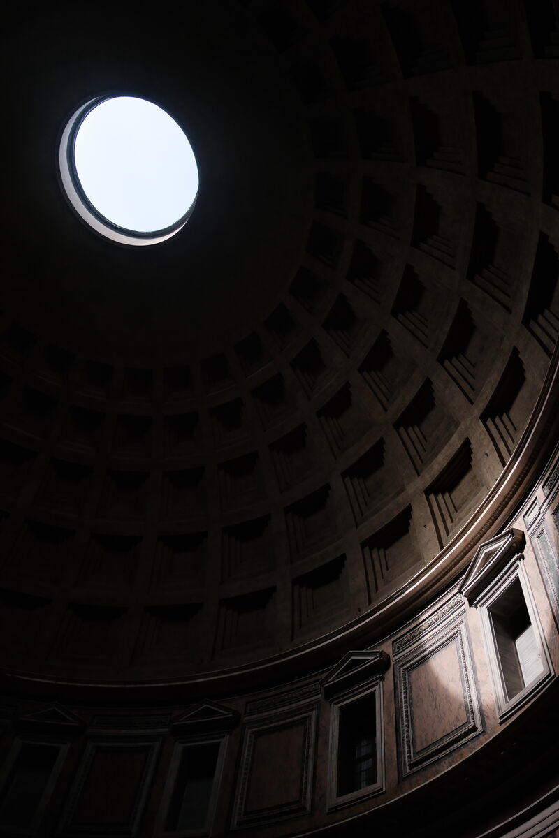 Eiffel Tower (daytime)